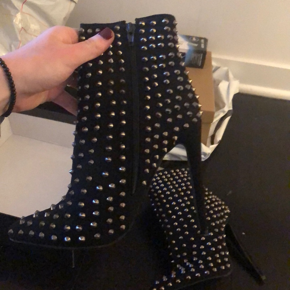 Booties - Picture 3 of 6